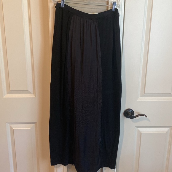 Graham & Spencer Maxi Skirt - size medium - black - Picture 3 of 7